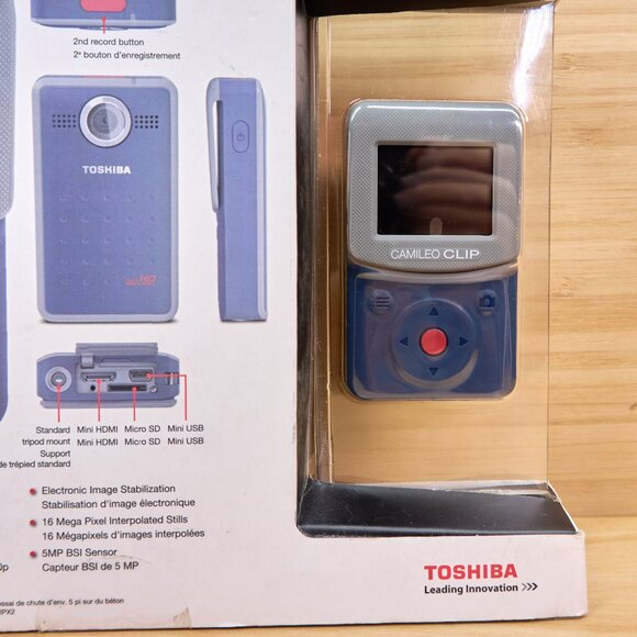 Toshiba Camileo Clip Full HD Camcorder, 16 MP Still Image, Sealed! - Picture 3 of 7